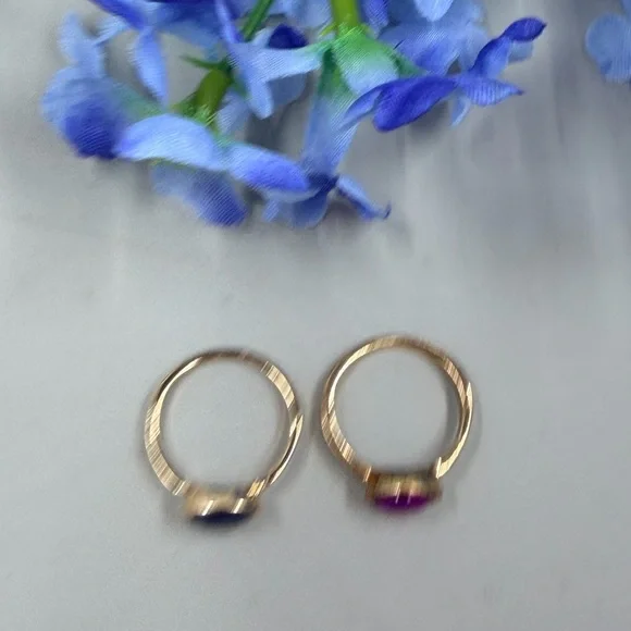 Gold Stackable Set of 2 Station Ring with Fuchsia and Blue Crystals - Picture 7 of 7